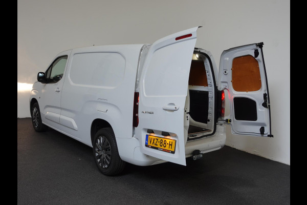 Peugeot Partner 1.5 BlueHDi 100pk L2 Trekhaak Navigatie Airco Apple Carplay Cruise Control 3-Zits Euro6