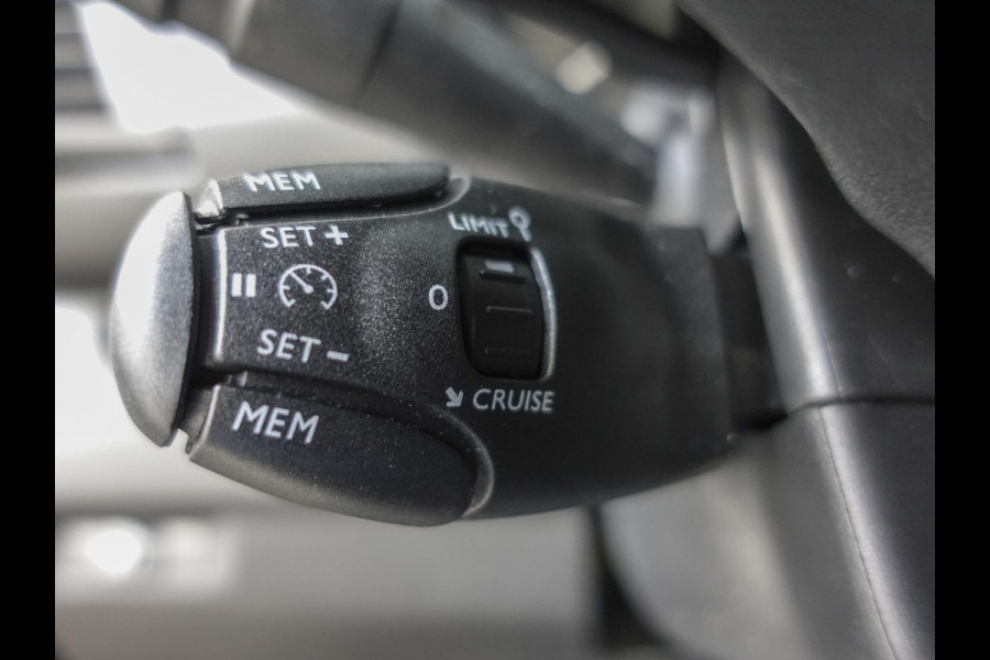 Peugeot Expert 2.0 BlueHDI 145PK L3 Automaat Airco Cruise Navigatie Trekhaak Sidebars Euro6
