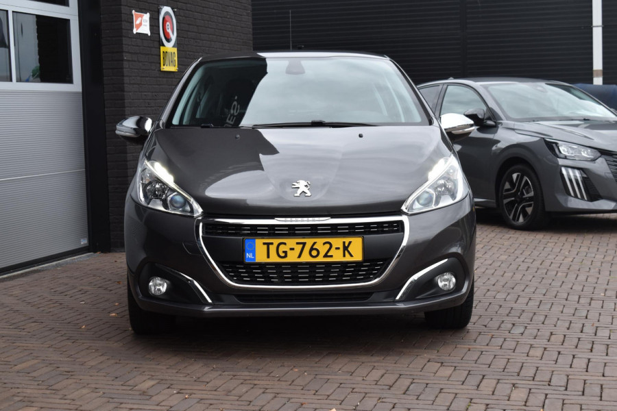 Peugeot 208 1.2 PureTech Blue Lease Executive | Navi | Cruise | Incl. garantie