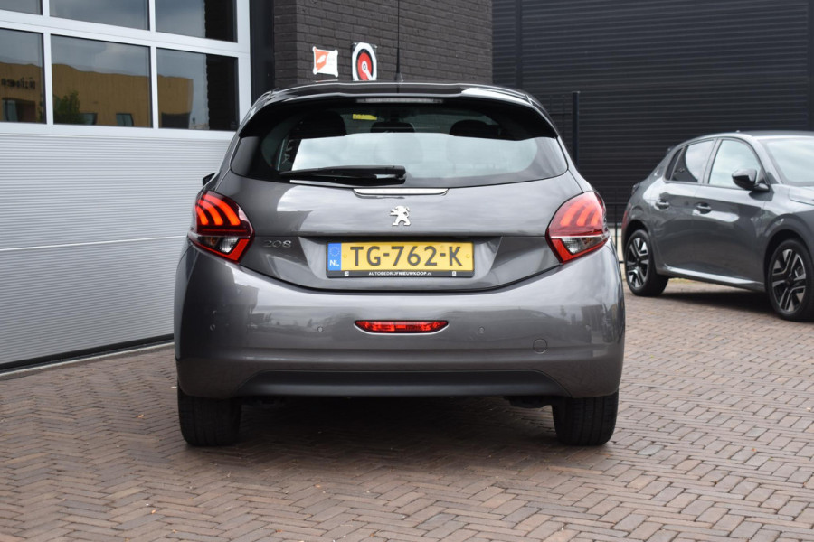 Peugeot 208 1.2 PureTech Blue Lease Executive | Navi | Cruise | Incl. garantie