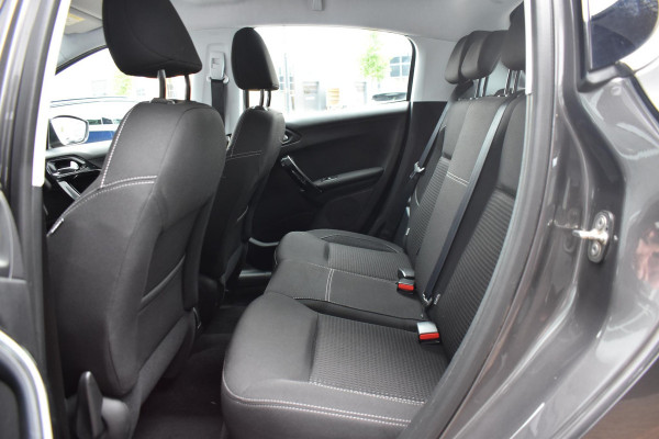 Peugeot 208 1.2 PureTech Blue Lease Executive | Navi | Cruise | Incl. garantie