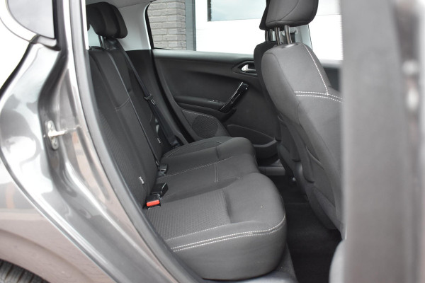 Peugeot 208 1.2 PureTech Blue Lease Executive | Navi | Cruise | Incl. garantie