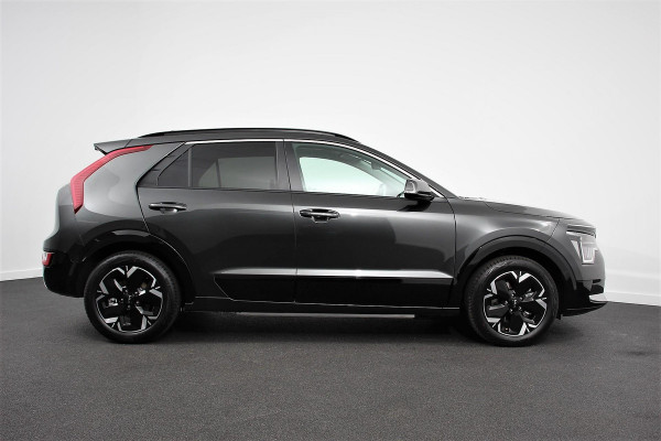 Kia Niro EV DynamicPlusLine 64.8 kWh | DEMO ! | Navigatie Half Leder Schuif-kantel dak Electrisch bedienbare achterklep DAB Led Camera Extra Getint Glas Lichtmetalen Velgen