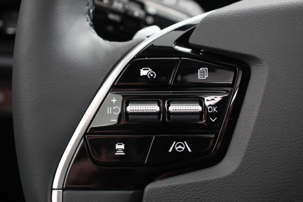 Kia Niro EV DynamicPlusLine 64.8 kWh | DEMO ! | Navigatie Half Leder Schuif-kantel dak Electrisch bedienbare achterklep DAB Led Camera Extra Getint Glas Lichtmetalen Velgen