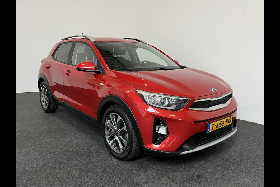 Kia Stonic 1.0 T-GDi 120PK DynamicPlusLine Navigatie Apple Carplay/Android Auto Cruise Control Stoel/Stuurverwarming Privacy Glass Parkeersensoren