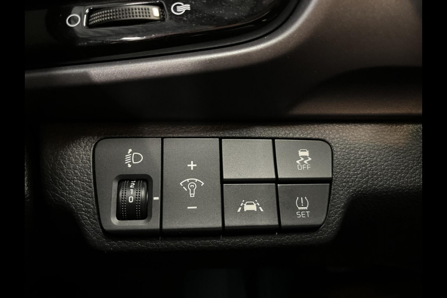 Kia Stonic 1.0 T-GDi 120PK DynamicPlusLine Navigatie Apple Carplay/Android Auto Cruise Control Stoel/Stuurverwarming Privacy Glass Parkeersensoren