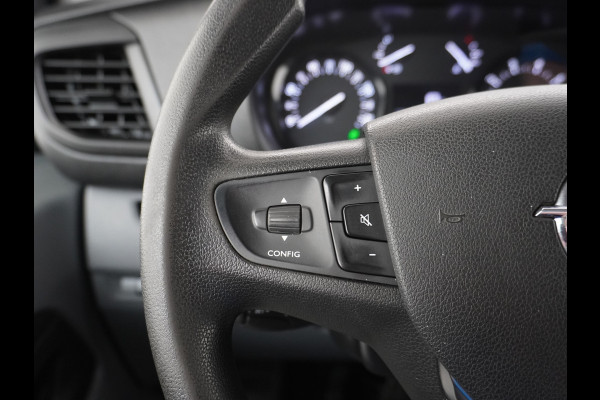Opel Vivaro D120PK L2 3-Pers.360°Camera Apple Carplay Android ECC Trekhaak Imperiaal Airco DAB Cruise Control H1 Edition 1.5cdti lengte 2 ho Schuifdeur Tussenwand Dealeronderhouden Sensor dodehoek Bluetooth Regensensor 1e Eigenaar EURO6 300NM Koppel 1800kg Trekvermogen
