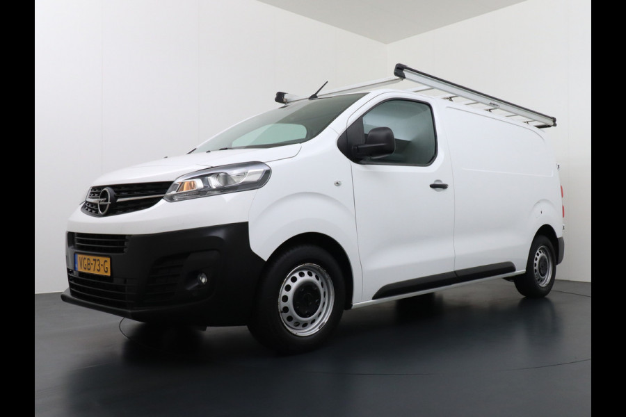 Opel Vivaro D120PK L2 3-Pers.360°Camera Apple Carplay Android ECC Trekhaak Imperiaal Airco DAB Cruise Control H1 Edition 1.5cdti lengte 2 ho Schuifdeur Tussenwand Dealeronderhouden Sensor dodehoek Bluetooth Regensensor 1e Eigenaar EURO6 300NM Koppel 1800kg Trekvermogen