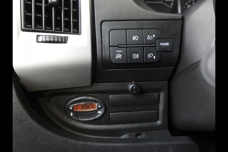 Peugeot Boxer 165PK L3H2 Premium Navigatie Camera Cruise Control Trekhaak airco