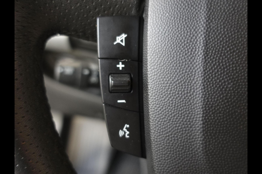 Peugeot Boxer 165PK L3H2 Premium Navigatie Camera Cruise Control Trekhaak airco