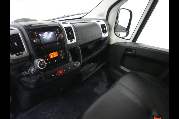 Peugeot Boxer 165PK L3H2 Premium Navigatie Camera Cruise Control Trekhaak airco