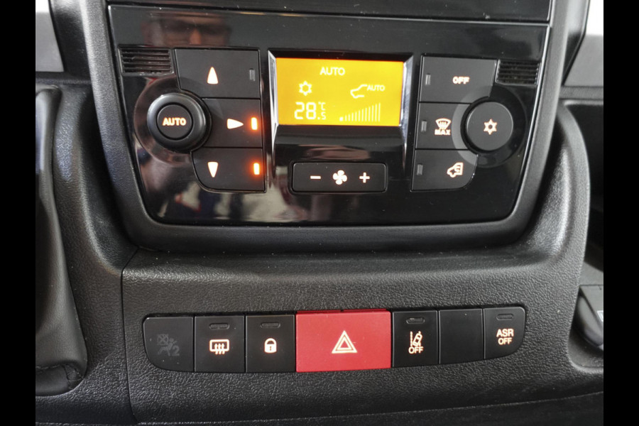 Peugeot Boxer 165PK L3H2 Premium Navigatie Camera Cruise Control Trekhaak airco