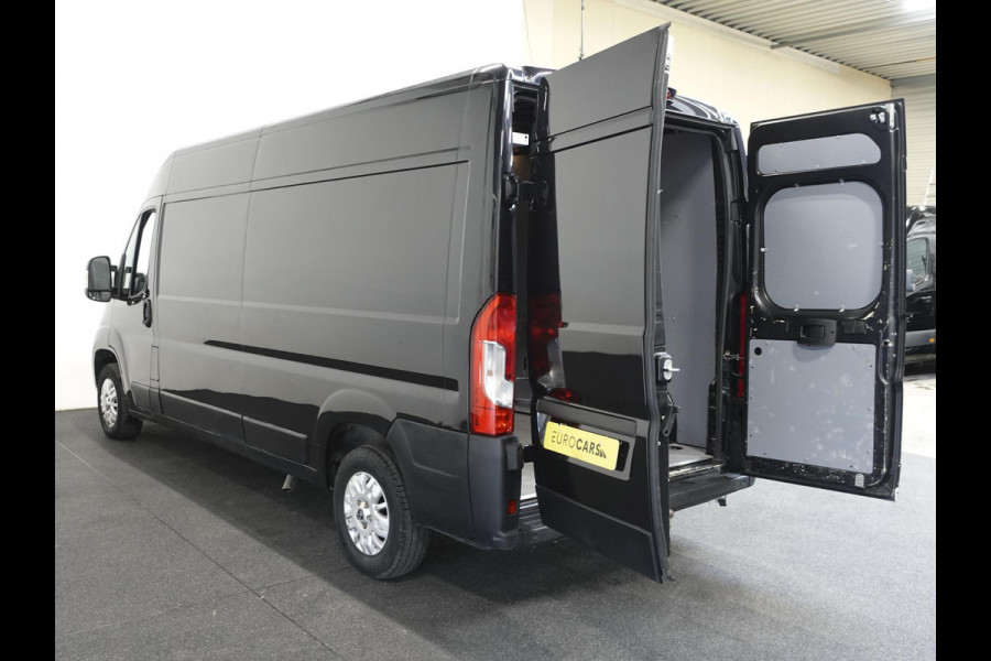 Peugeot Boxer 165PK L3H2 Premium Navigatie Camera Cruise Control Trekhaak airco