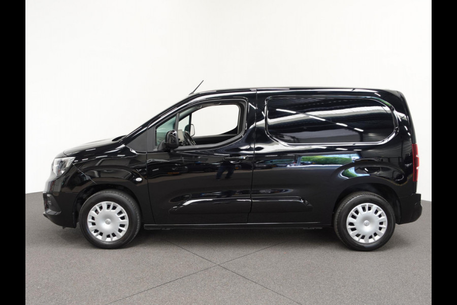 Opel Combo 130PK Automaat L1H1 Apple Carplay Cruise control Trekhaak Parkeersensoren Stuurwielverwarming