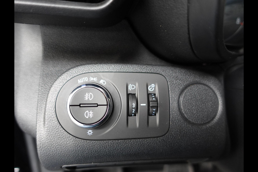 Opel Combo 130PK Automaat L1H1 Apple Carplay Cruise control Trekhaak Parkeersensoren Stuurwielverwarming