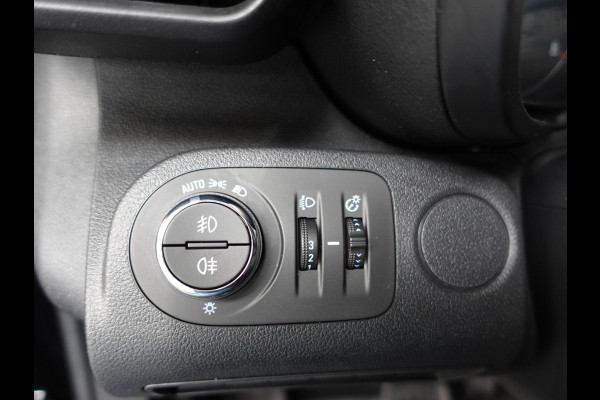 Opel Combo 130PK Automaat L1H1 Apple Carplay Cruise control Trekhaak Parkeersensoren Stuurwielverwarming
