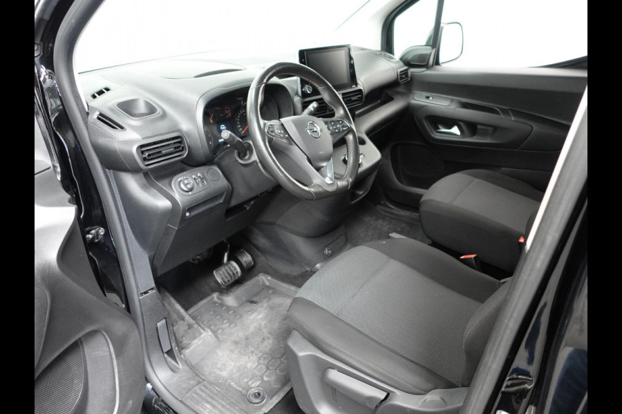 Opel Combo 130PK Automaat L1H1 Apple Carplay Cruise control Trekhaak Parkeersensoren Stuurwielverwarming