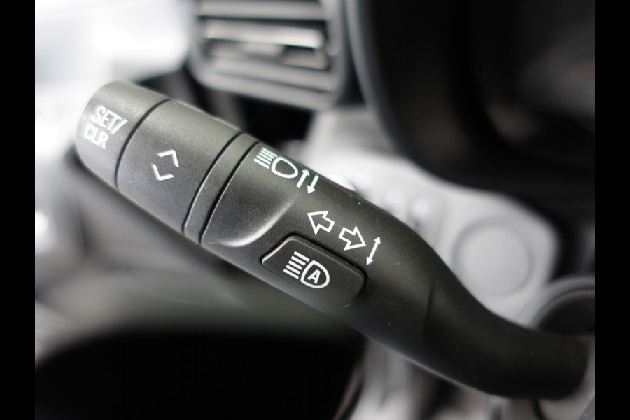 Opel Combo 130PK Automaat L1H1 Apple Carplay Cruise control Trekhaak Parkeersensoren Stuurwielverwarming