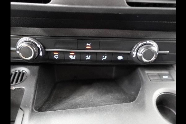 Opel Combo 130PK Automaat L1H1 Apple Carplay Cruise control Trekhaak Parkeersensoren Stuurwielverwarming