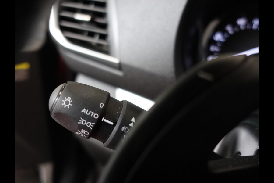 Opel Vivaro 145PK Automaat L3H1 Navigatie Cruise control Apple Carplay