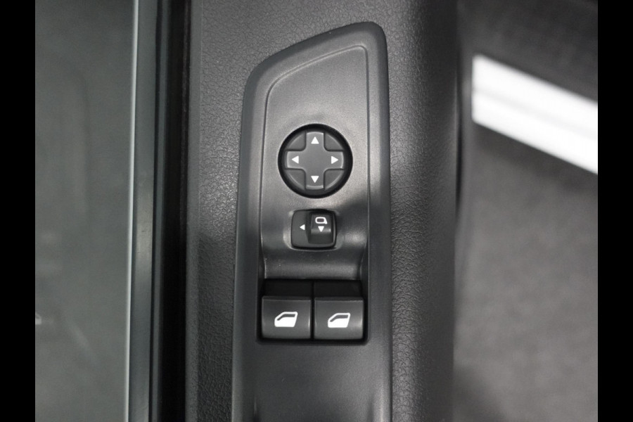 Opel Vivaro 2.0 CDTI L3H1 145pk Dubbele Cabine Edition Navigatie Trekhaak Cruise control Airco