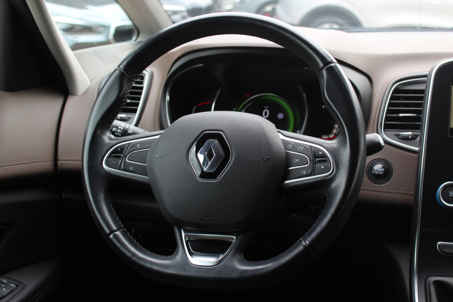 Renault Grand Scénic 1.2 TCe Intens 7p. / Trekhaak / Camera / Navigatie / 20'' / Half leder / Keyless / Dodehoek / Cruise Control