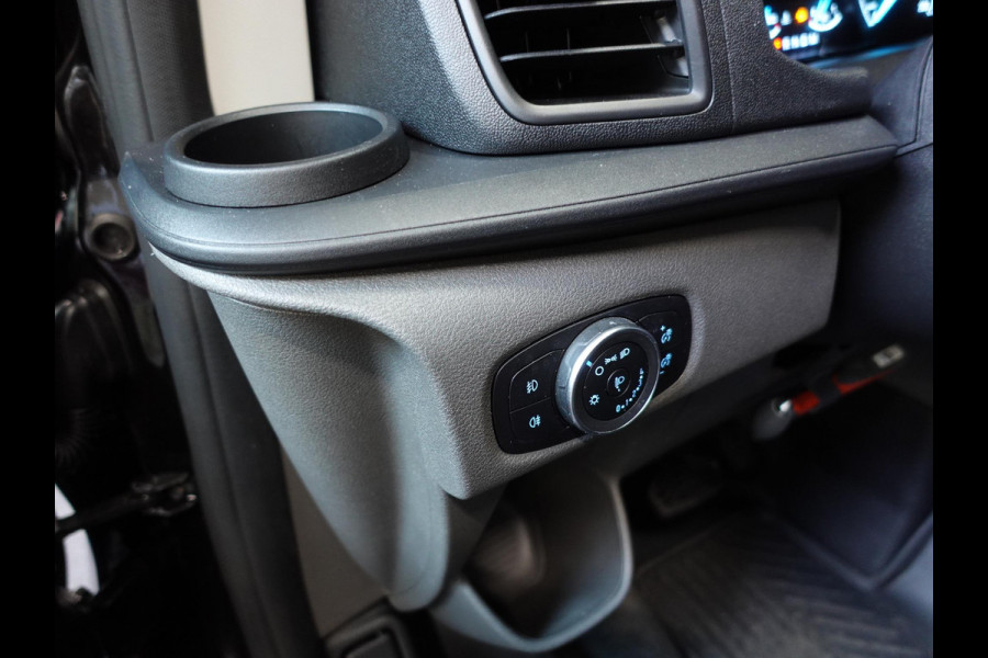 Ford Transit Custom 300 2.0 TDCI L2H1 Trend Automaat Dubbele cabine Airco Navi Cruise control Camera