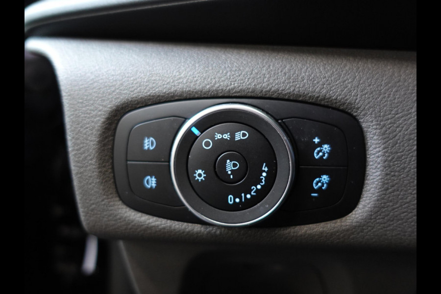 Ford Transit Custom 300 2.0 TDCI L2H1 Trend Automaat Dubbele cabine Airco Navi Cruise control Camera