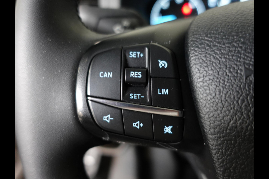 Ford Transit Custom 300 2.0 TDCI L2H1 Trend Automaat Dubbele cabine Airco Navi Cruise control Camera
