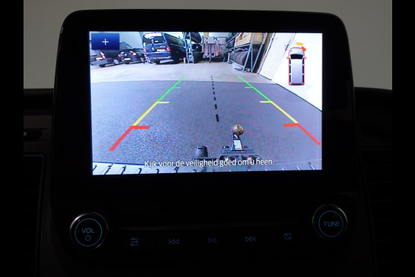 Ford Transit Custom 300 2.0 TDCI L2H1 Trend Automaat Dubbele cabine Airco Navi Cruise control Camera