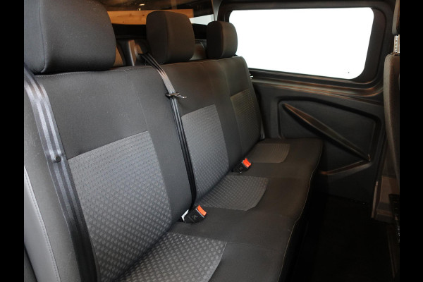Ford Transit Custom 300 2.0 TDCI L2H1 Trend Automaat Dubbele cabine Airco Navi Cruise control Camera