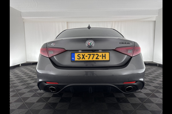 Alfa Romeo Giulia 2.0 T AWD Veloce Aut. *FULL-LEATHER | XENON | MEMORY-PACK | HARMAN/KARDON | CAMERA | KEYLESS | DAB+ | NAVI-FULLMAP | ECC | PDC | CRUISE | 19''ALU*