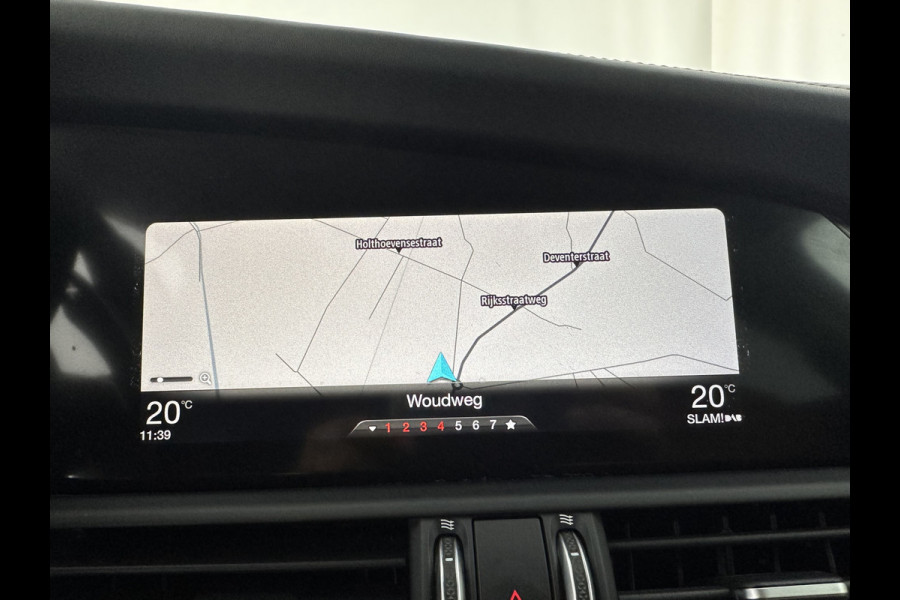 Alfa Romeo Giulia 2.0 T AWD Veloce Aut. *FULL-LEATHER | XENON | MEMORY-PACK | HARMAN/KARDON | CAMERA | KEYLESS | DAB+ | NAVI-FULLMAP | ECC | PDC | CRUISE | 19''ALU*