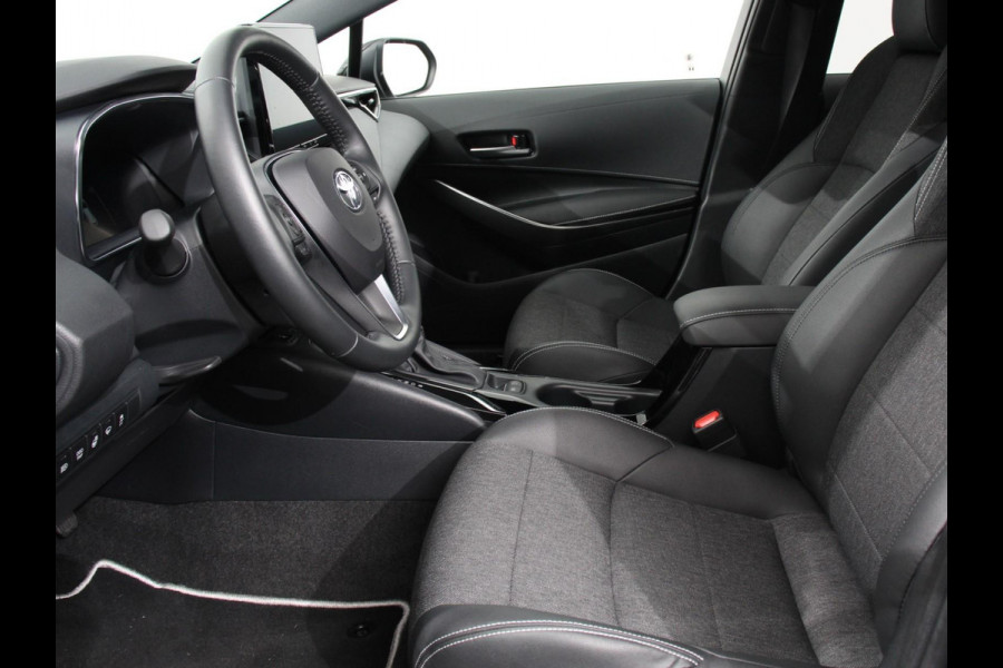 Toyota Corolla Touring Sports Hybrid 140 PK Automaat Dynamic | Navigatie | DAB | Camera | LED | Adaptive Cruise Control | Keyless Go | Lichtmetalen velgen