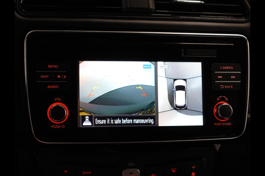 Nissan Leaf N-Connecta 40 kWh Navigatie Bluetooth Cruise Control Lichtmetalen Velgen