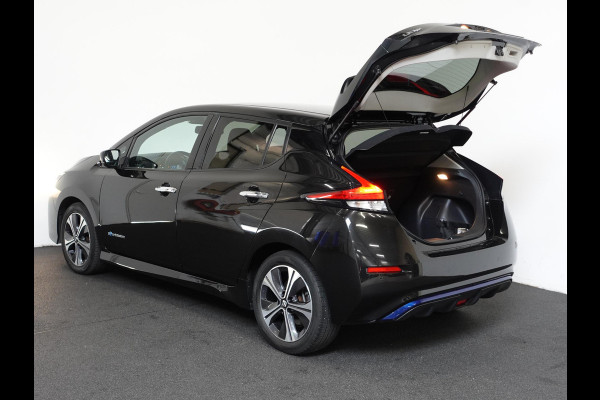 Nissan Leaf N-Connecta 40 kWh Navigatie Bluetooth Cruise Control Lichtmetalen Velgen