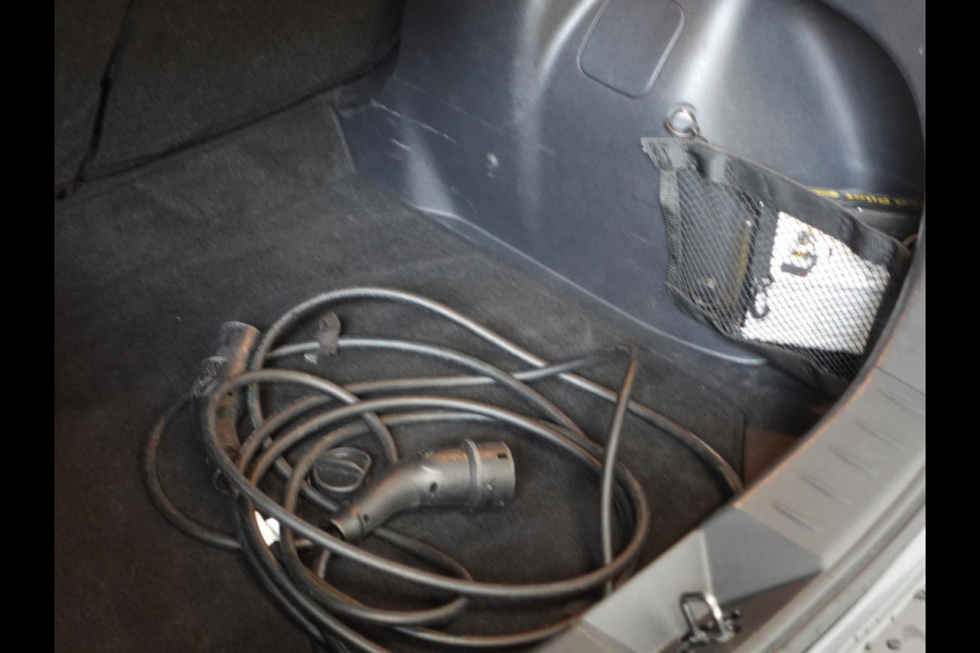Nissan Leaf N-Connecta 40 kWh Navigatie Bluetooth Cruise Control Lichtmetalen Velgen
