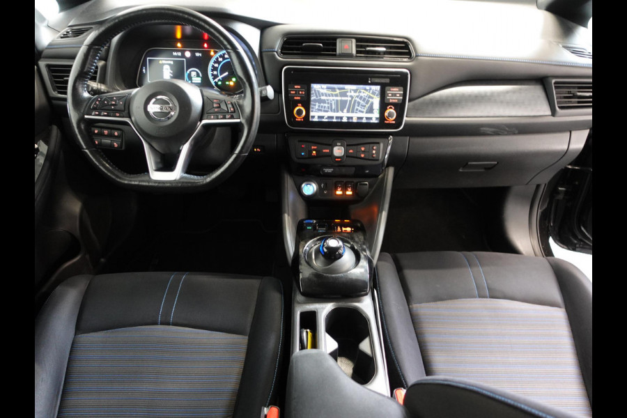 Nissan Leaf N-Connecta 40 kWh Navigatie Bluetooth Cruise Control Lichtmetalen Velgen