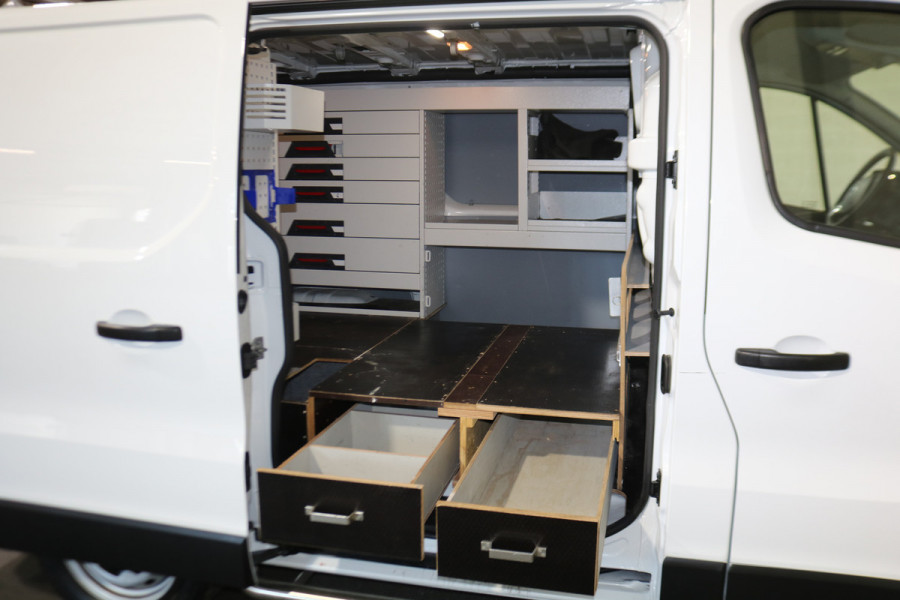 Opel Vivaro 1.6 CDTI L1 H1 Airco Imperiaal Trekhaak Inrichting
