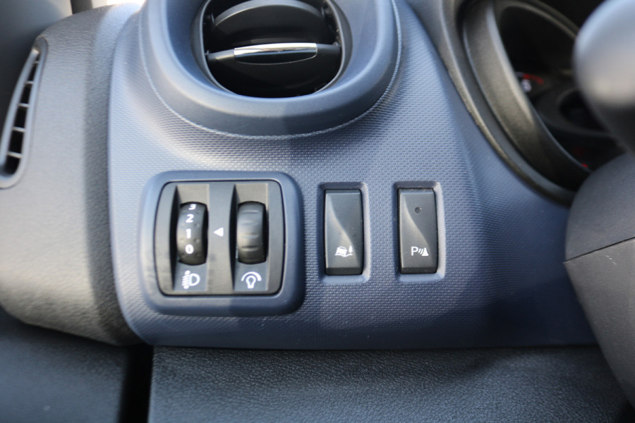 Opel Vivaro 1.6 CDTI L1 H1 Airco Imperiaal Trekhaak Inrichting