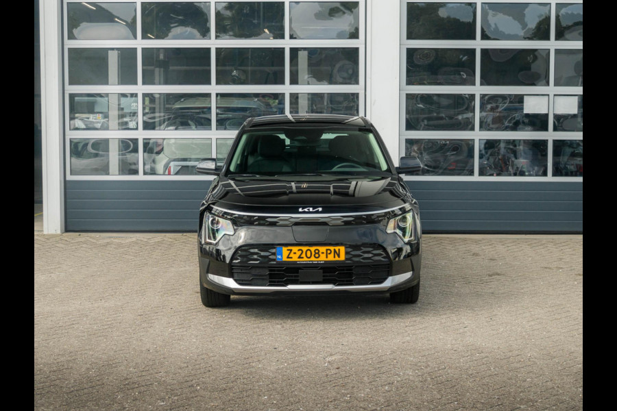 Kia Niro EV Light Edition 64.8 kWh | Navigatie | Achteruitrijcamera | Airco | Cruise control Adaptieve |