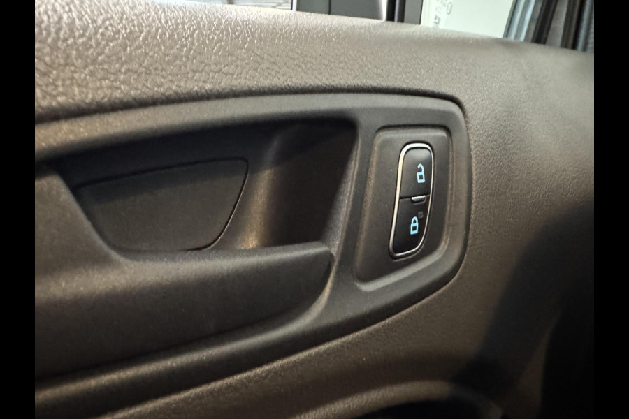 Ford Transit Connect 1.5 EcoBlue L2 Trend Automaat Navigatie Airco ParkeersensorenCruise Control 3Zits Camera