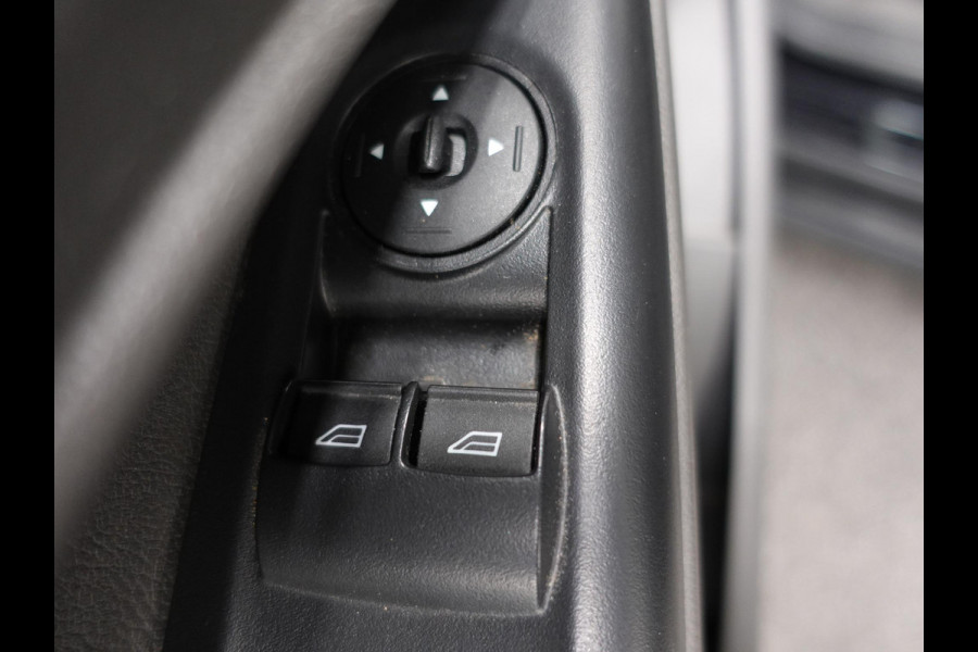 Ford Transit Connect 1.5 EcoBlue L2 Trend Automaat Navigatie Airco Parkeersensoren Cruise Control Camera Trekhaak