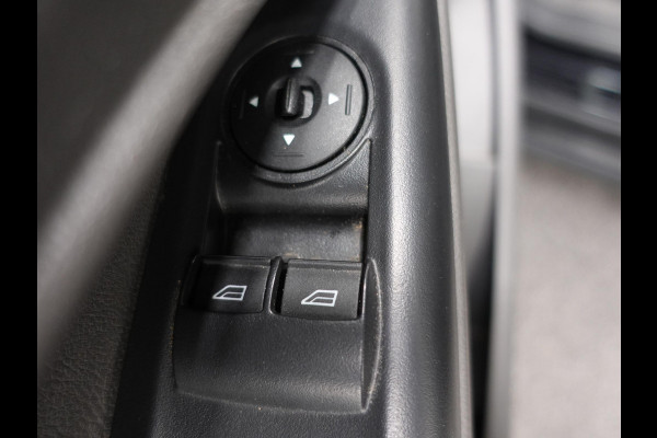 Ford Transit Connect 1.5 EcoBlue L2 Trend Automaat Navigatie Airco Parkeersensoren Cruise Control Camera Trekhaak