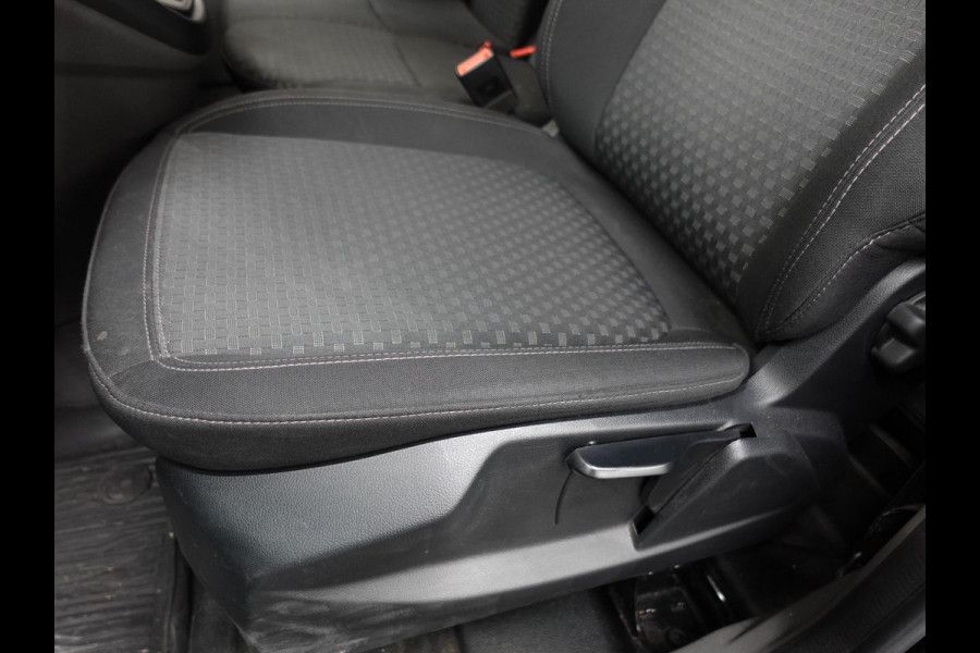 Ford Transit Connect 1.5 EcoBlue L2 Trend Automaat Navigatie Airco Parkeersensoren Cruise Control Camera Trekhaak