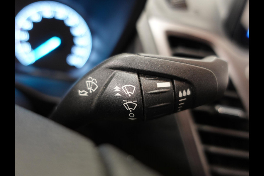 Ford Transit Connect 1.5 EcoBlue L2 Trend Automaat Navigatie Airco Parkeersensoren Cruise Control Camera Trekhaak