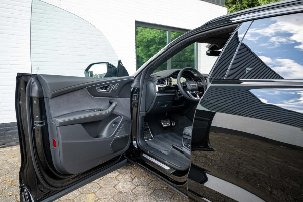 Audi Q8 60 TFSI e quattro S Competition B&O High-End