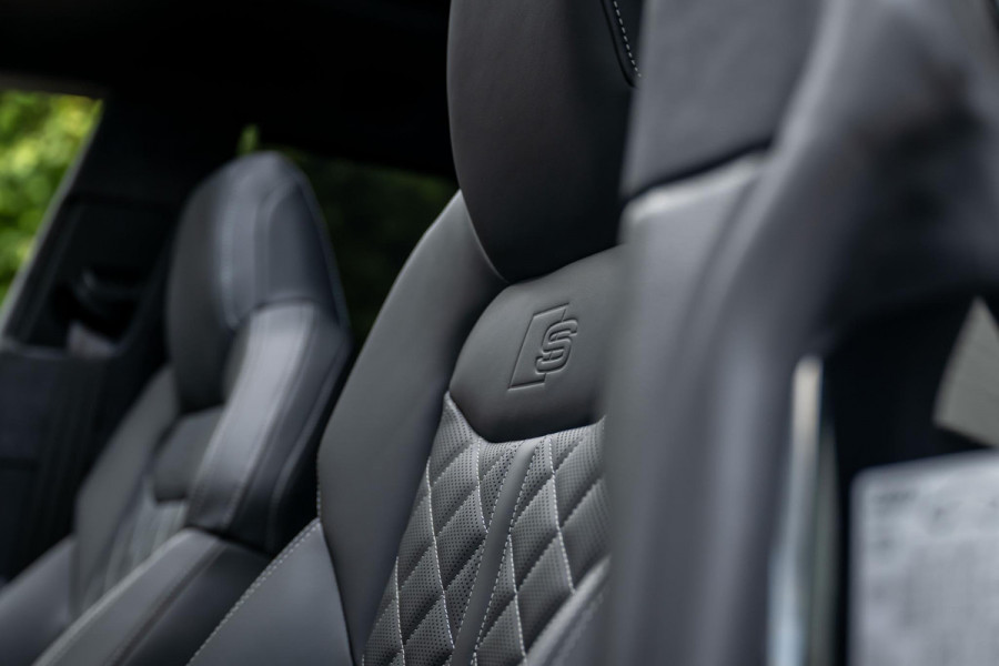 Audi Q8 60 TFSI e quattro S Competition B&O High-End