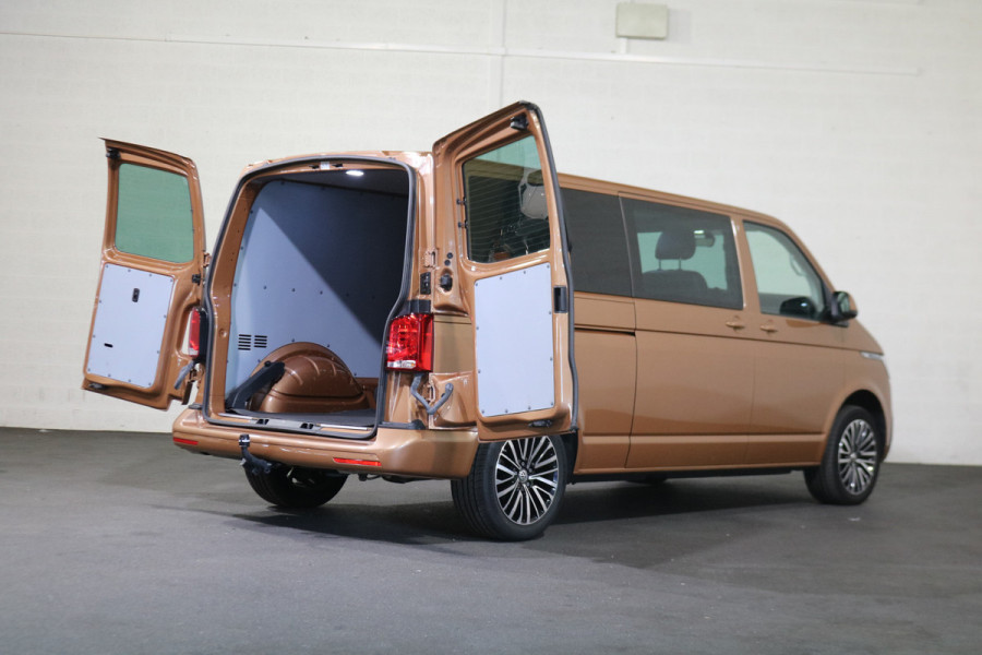 Volkswagen Transporter 2.0 TDI 204pk Bulli L2 H1 DC Airco Navigatie Apple Carplay Trekhaak