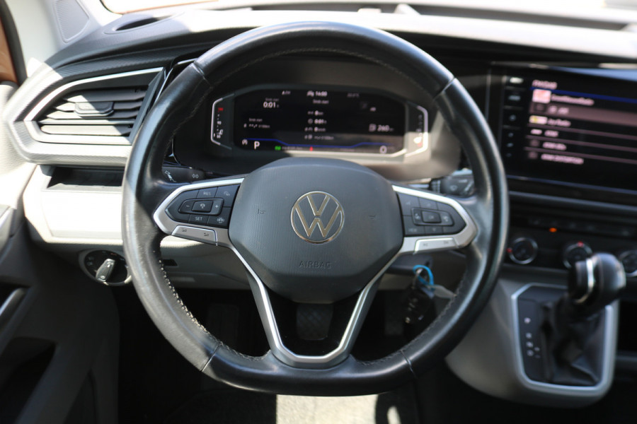 Volkswagen Transporter 2.0 TDI 204pk Bulli L2 H1 DC Airco Navigatie Apple Carplay Trekhaak
